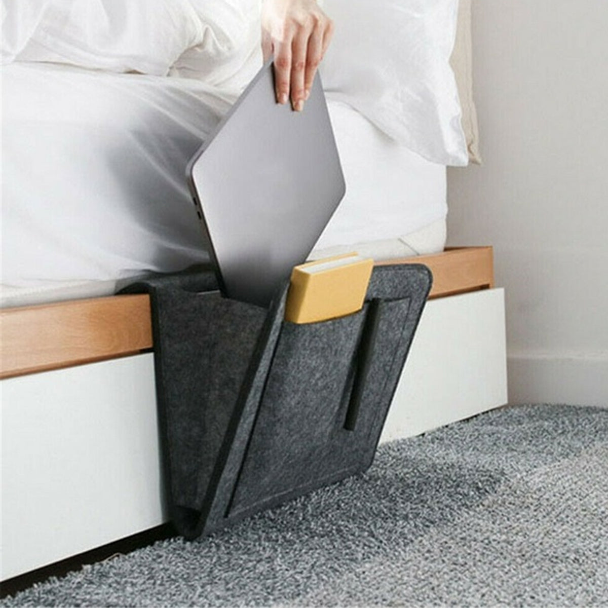 32x20x10cm Felt Bedside Sofa Storage Bag Remote Book Phone Hanging Parts Storage Box